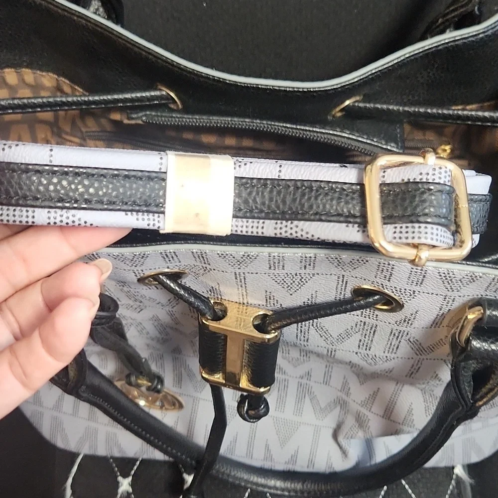 New MKF Collection Jane Tote Bag - Picture 5 of 8